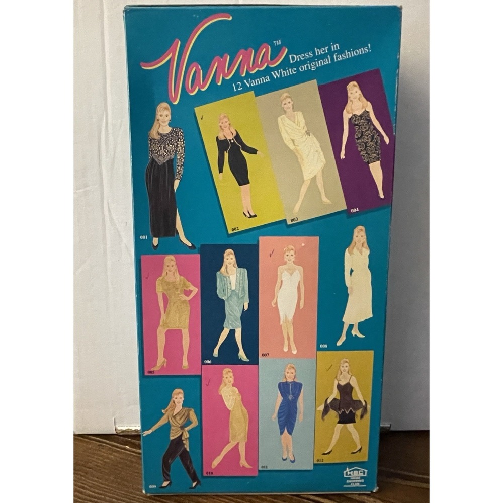 Vanna‎ White Doll with Original Fashions 002 Limited Edition HSC-NEW 1990 - Picture 2 of 4